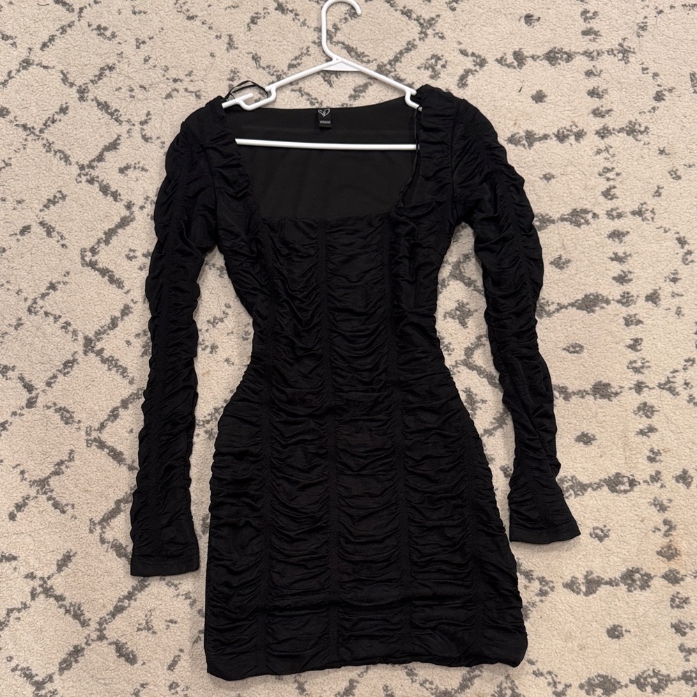 Chic Black Long Sleeve Dress